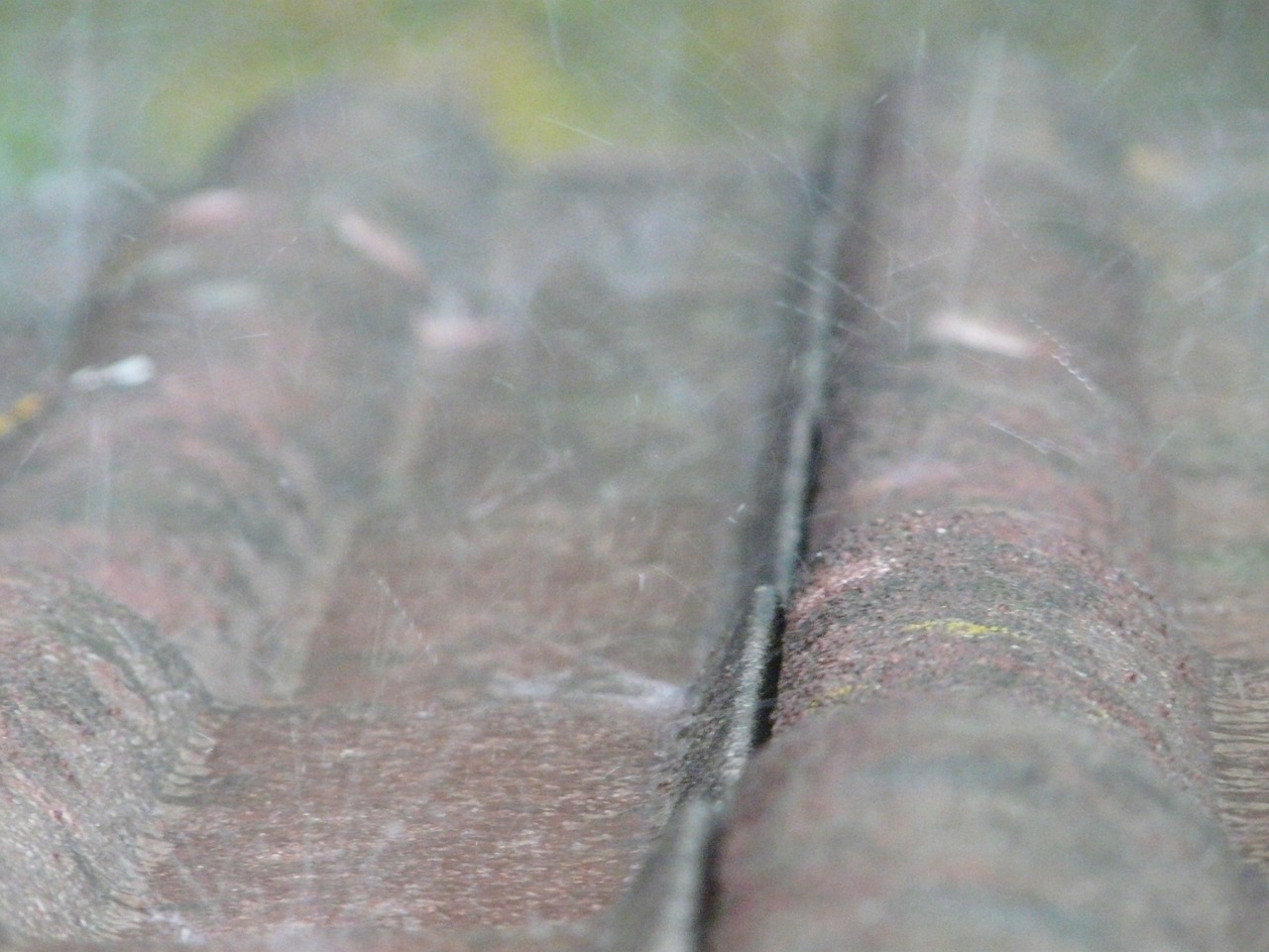 雨水洗礼的秘密，破解大雨落在横山上字谜的智慧之旅